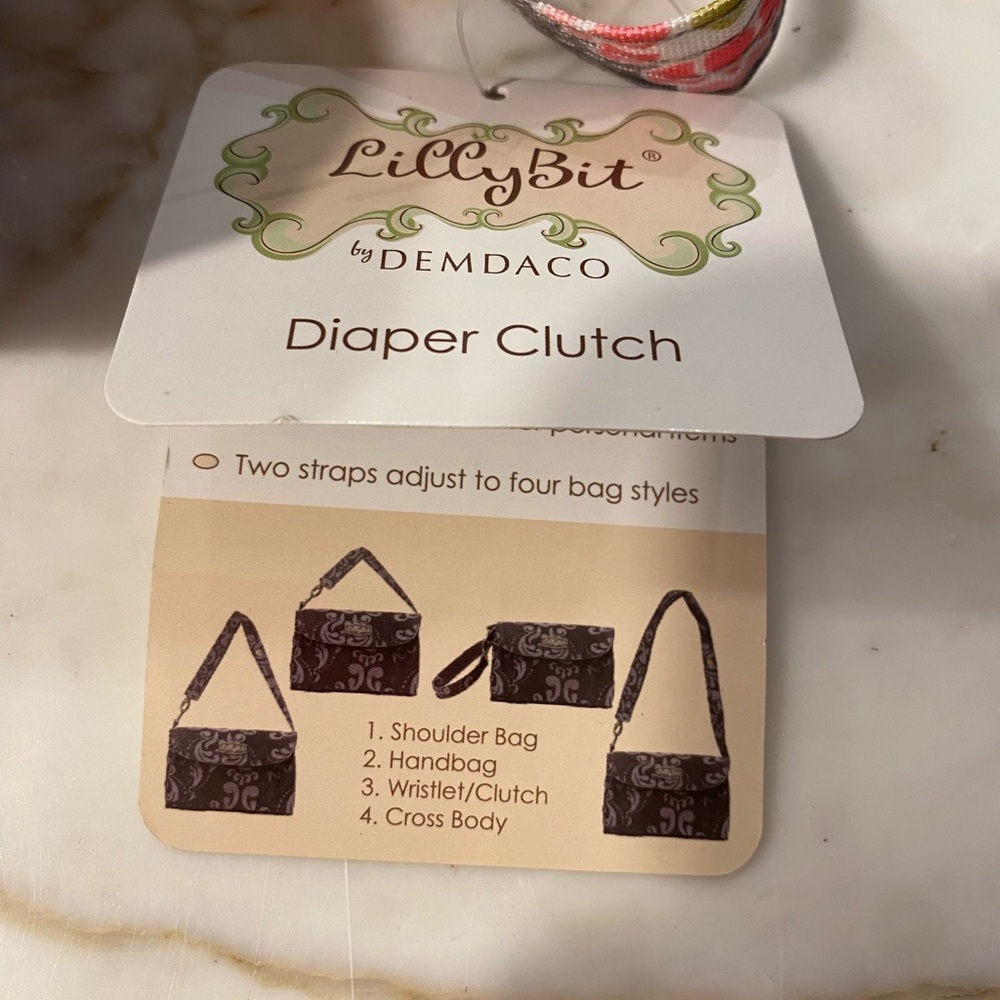 Lilly Bit - Picture 6 of 6